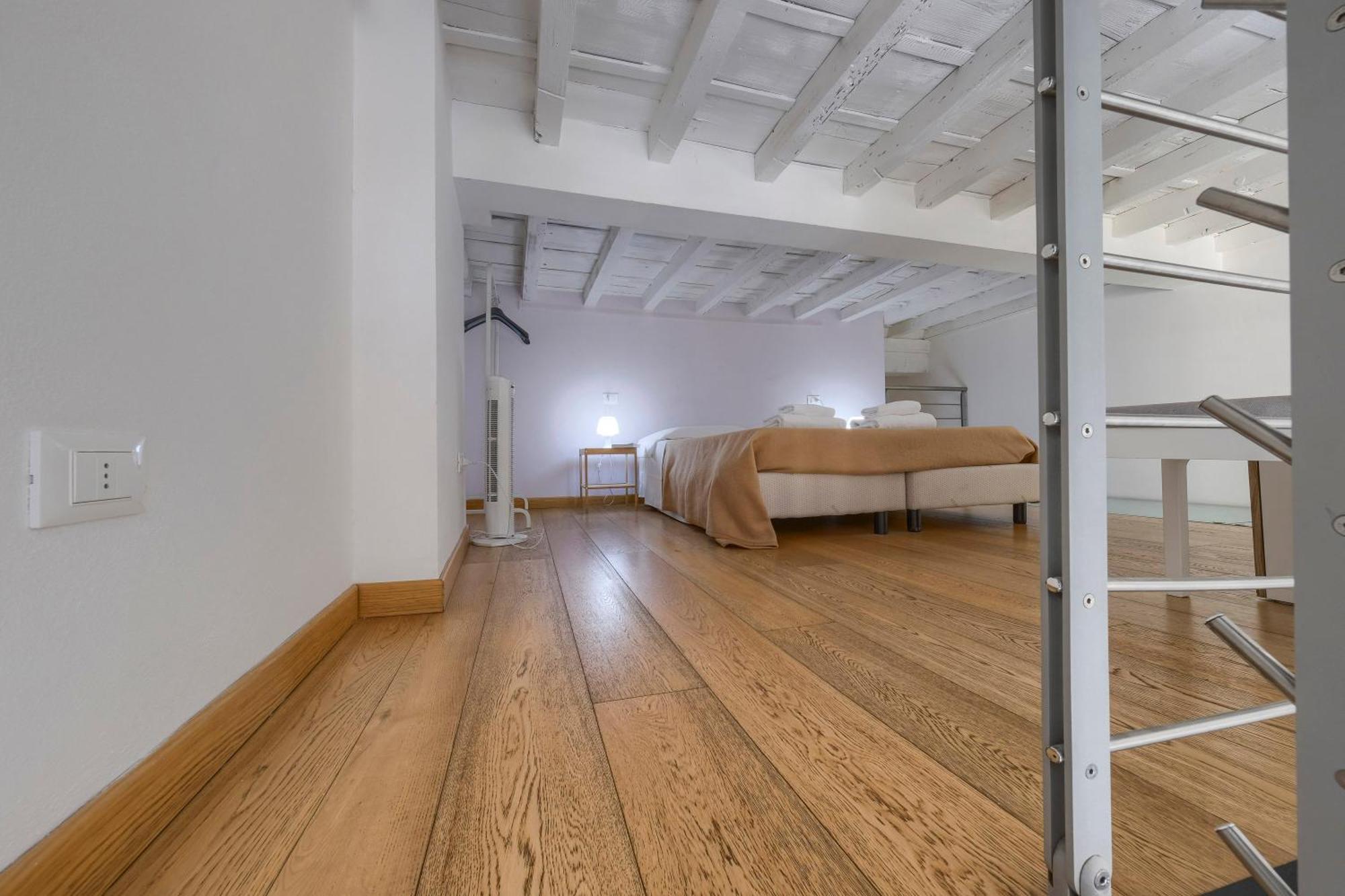 Calimaruzza Apartments Florens Exteriör bild