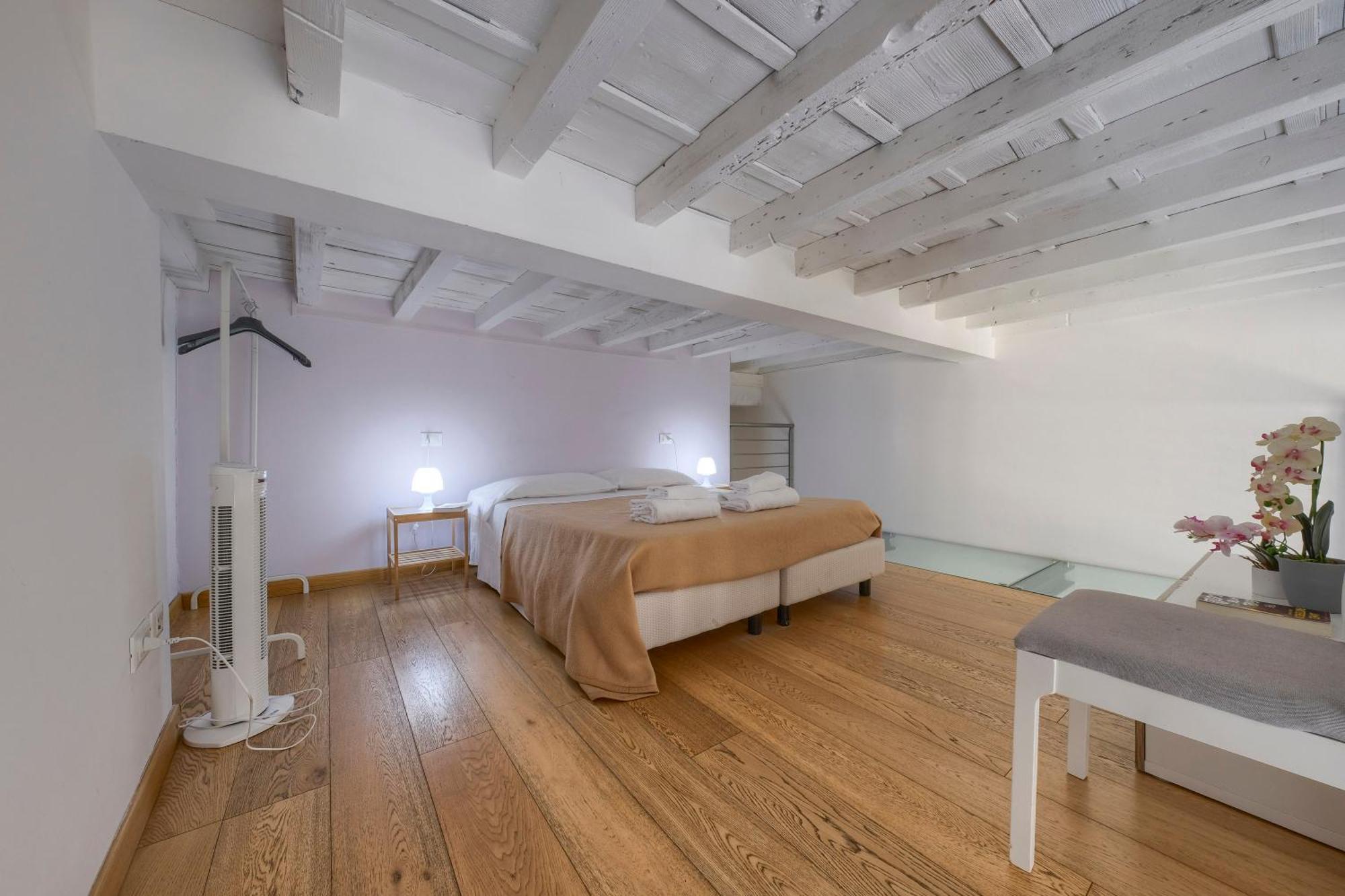 Calimaruzza Apartments Florens Exteriör bild