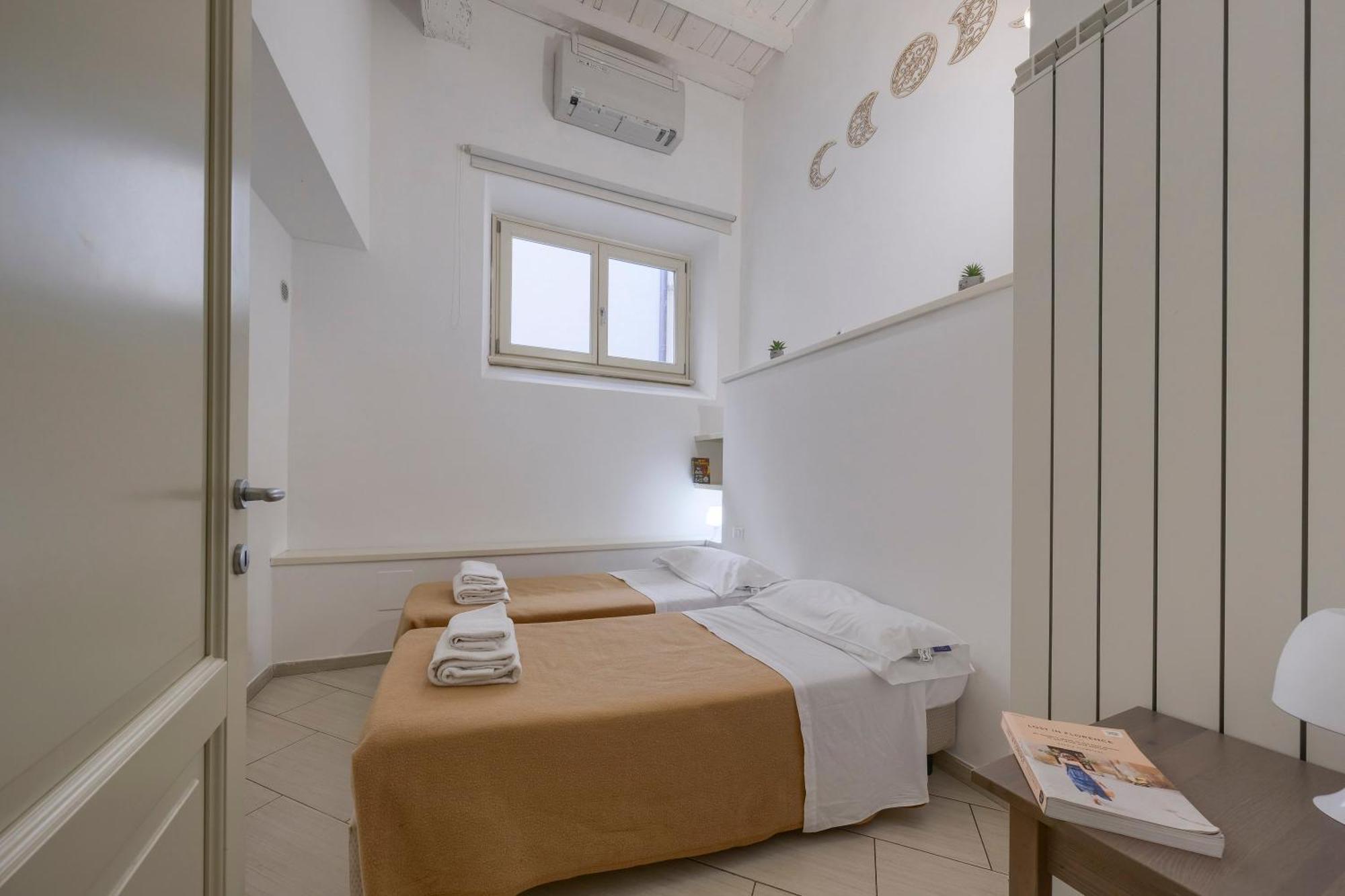 Calimaruzza Apartments Florens Exteriör bild